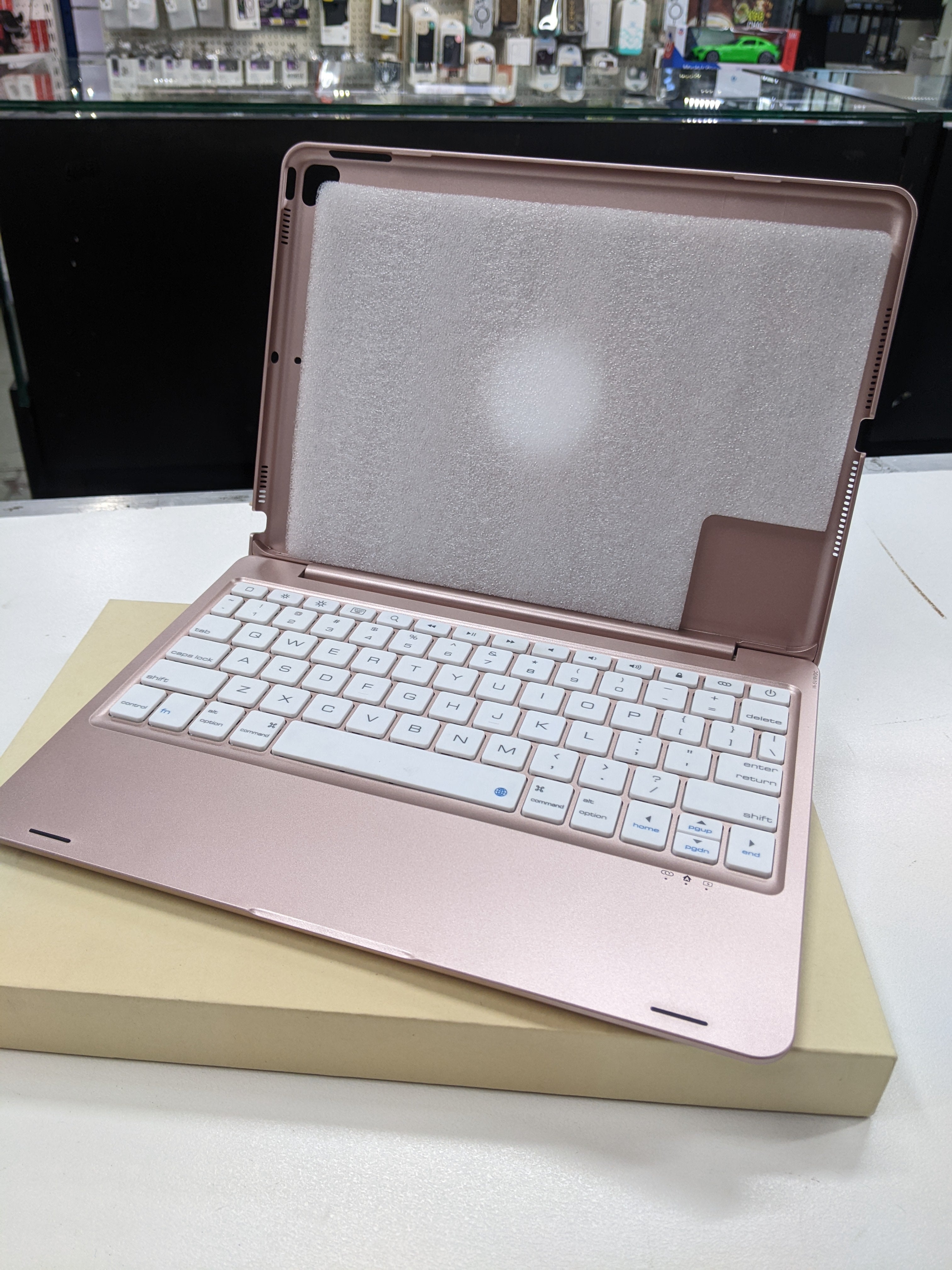 Wireless Keyboard F19/F19B For IPad Air/Air2/Pro 9.7″/2017/2018 New iPad Wireless Keyboard F19/F19B For IPad Air/Air2/Pro 9.7″/2017/2018 New iPad